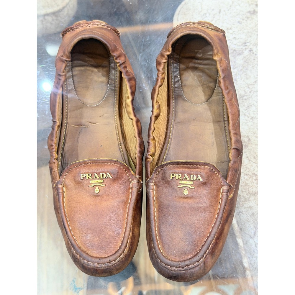 Prada Brown Leather Elastic Driving Loafers Gold Logo Flats 1DD030 Size 40 - Picture 2 of 8
